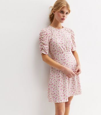 Pink Ditsy Floral Ruched Sleeve Mini ...